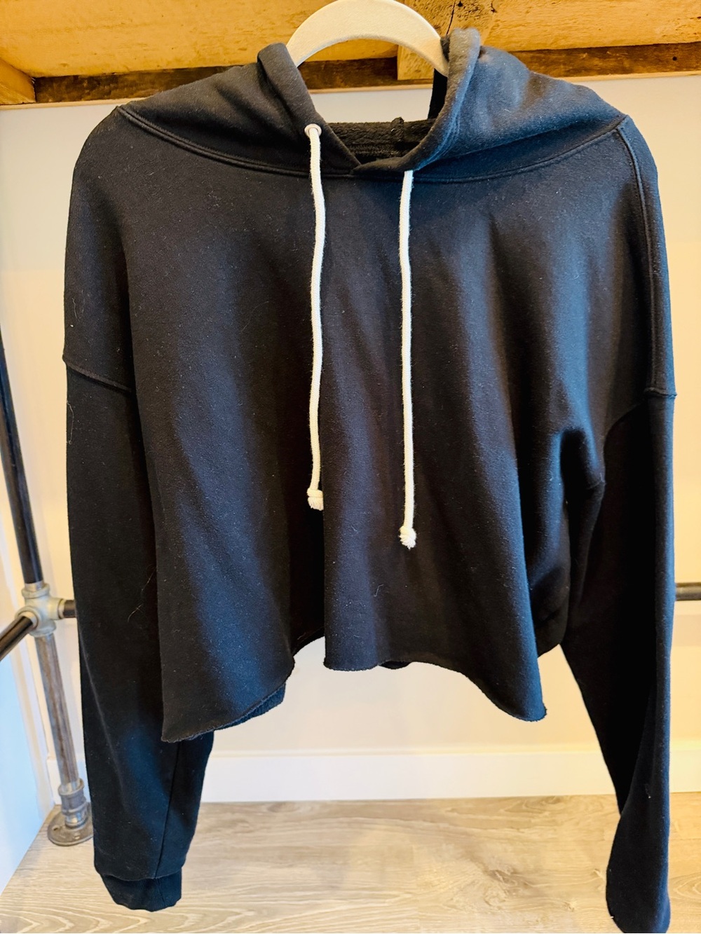 Wild Fable Black Cropped Hoodie with Drawstring  XXL